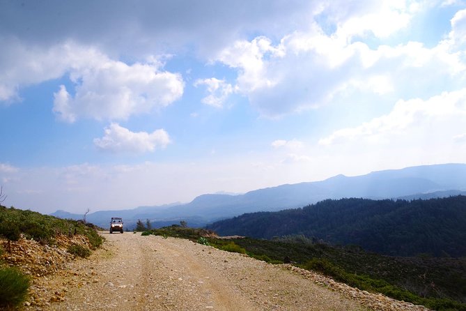 4x4 Buggy Adventures - Off-road Polaris Experience - Starting near Petaloudes and getting organized