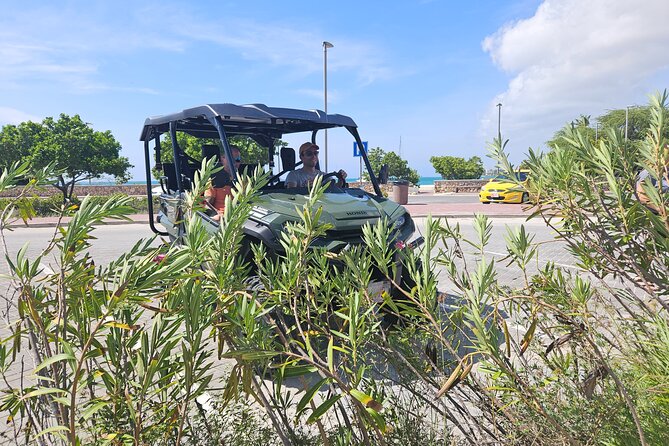 5-seater UTV 4 Hours Island tour in Aruba - Wariruri Beach and the Baby Natural Bridge