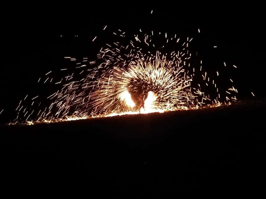 Agafay Desert: Buggy Rides, Dinner & Show Under the Stars - One hour on an Agafay buggy