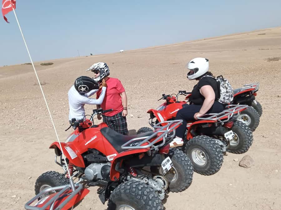 Agafay Desert: Quad Bike Experience with Lunch - Who should book this Agafay outing