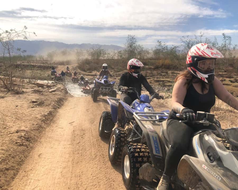 Agafay experience : Dinner with sun set camel or quad ride - Should you book it?