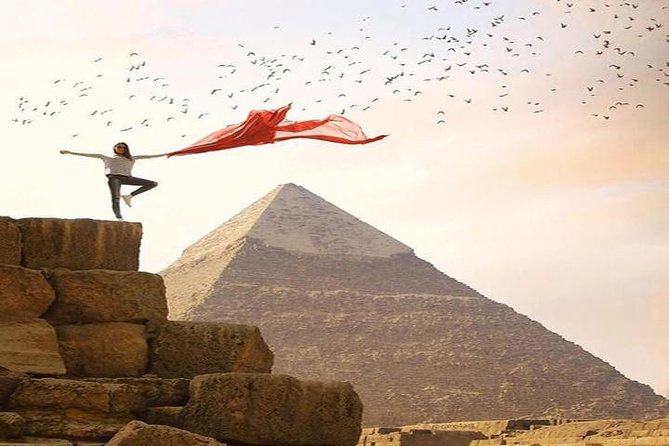 All inclusive Private Tour Giza Pyramids, New Museum ,Quad - Quad biking with a pyramid view