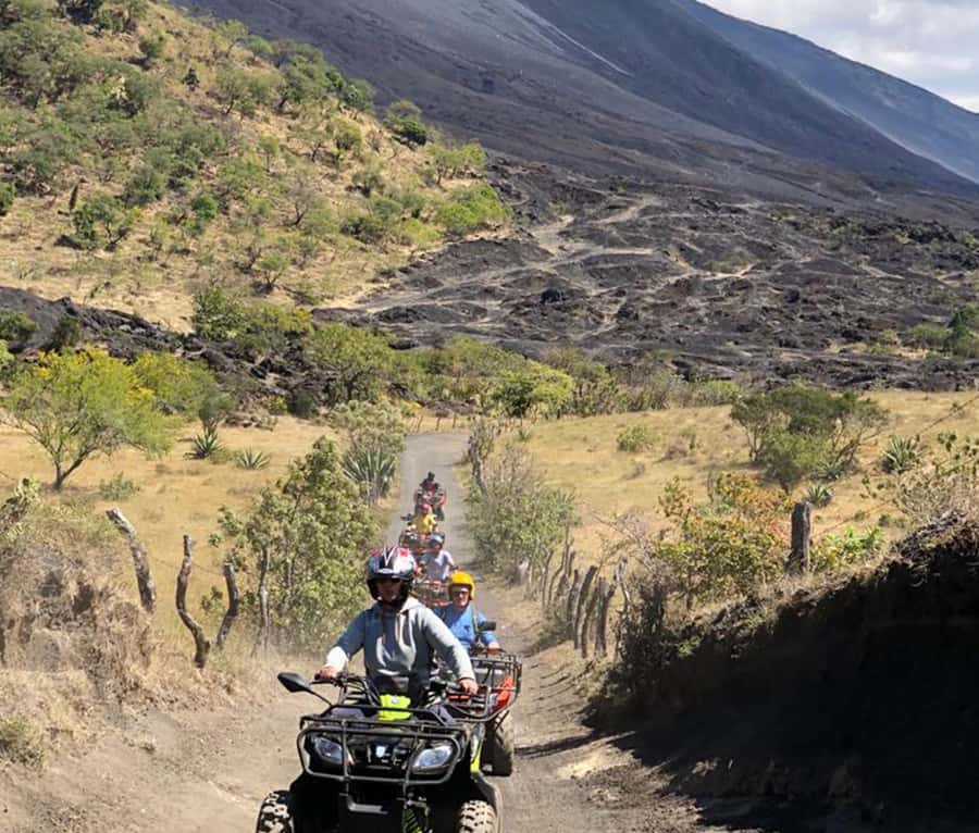 Antigua: Pacaya Volcano ATV Tour - Lunch beside hot volcanic rock