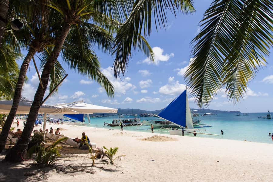 Boracay Island Hopping with Lunch+ Atv Mainland Adventure - The boat portion: sand, coral, and changing sea conditions