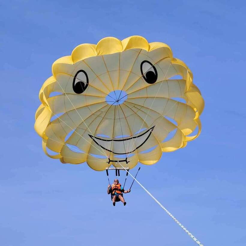 Boracay: Parasailing, Island Hopping, ATV Ride and Kawa Bath - Snorkeling, swimming, and a busy boat schedule
