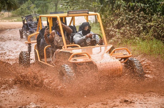Buggy Excursion to Macau Beach and Natural Cave - What the guides add to the experience