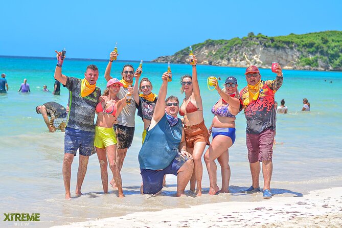 Buggy Tour Punta Cana: MagicalCaves ,Dream Beaches & Culture - Stop two: the 25-foot Los Hoyos del Salado cenote