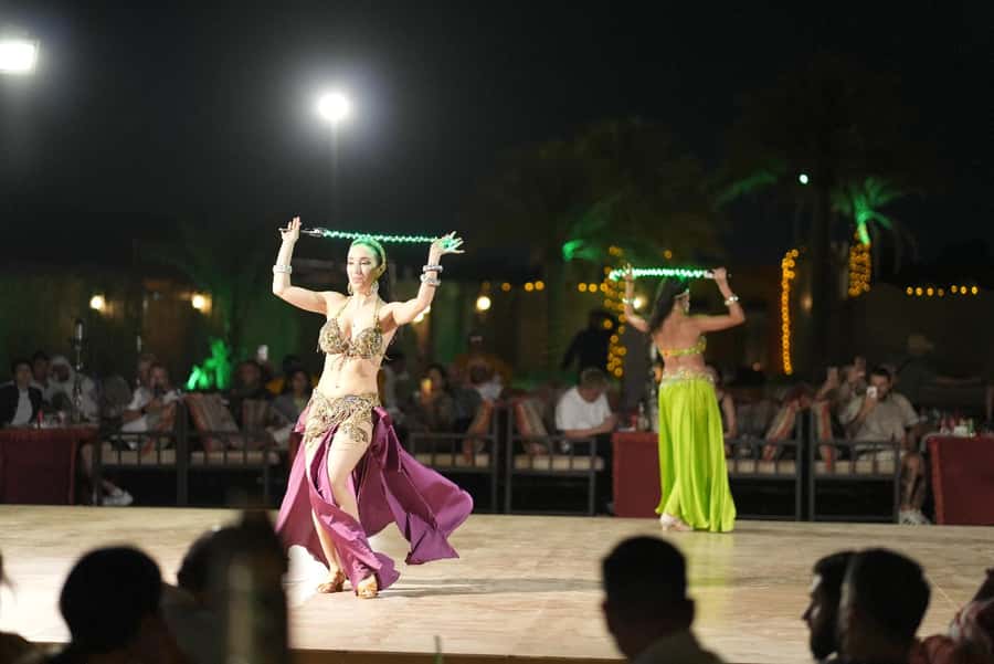 Dubai: Experience 60 Minutes Quad bike & BBQ Dinner - Choosing the dinner version at Al Aweer