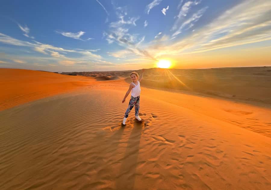 Dubai: Red Dunes Morning Desert Quad, Buggy or 4x4 Ride - Food, water, and what the $29 price really covers
