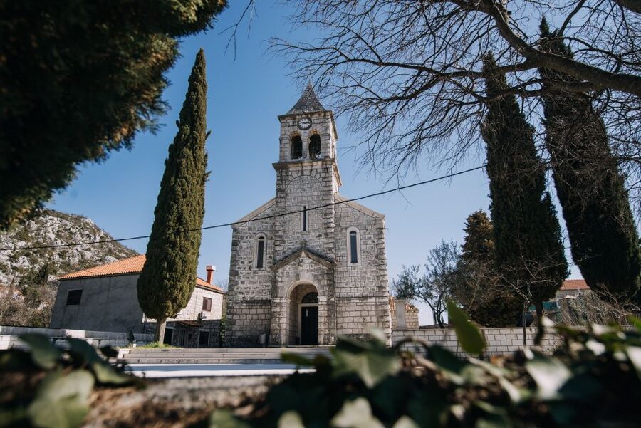 Dubrovnik: Private Panoramic Half-Day Buggy Tour with Brunch - Leaving Dubrovnik for the hills above Orašac