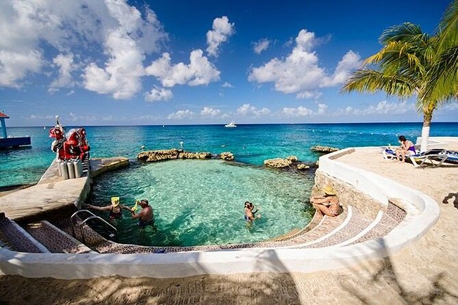 Dune Buggy Adventure in Cozumel with Snorkel and Mexican Lunch - Lunch by the water, with a few limits
