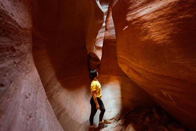 East Zion Crimson Canyon Hike & UTV Adventure - Entering the narrow sandstone canyon
