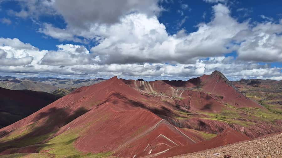 From Cusco: Mountain of colors and red valley on ATVs - The 45-minute walk to Rainbow Mountain