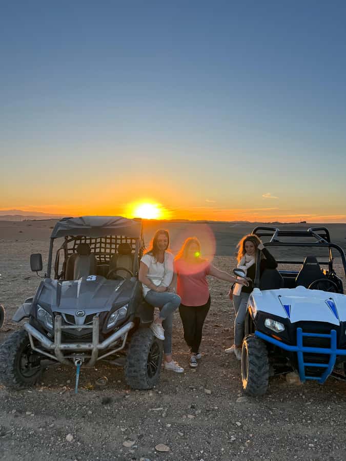 From Marrakech: 2 Hour Buggy Tour In Agafay Desert Advanture - Photo stops, higher ground, and desert views