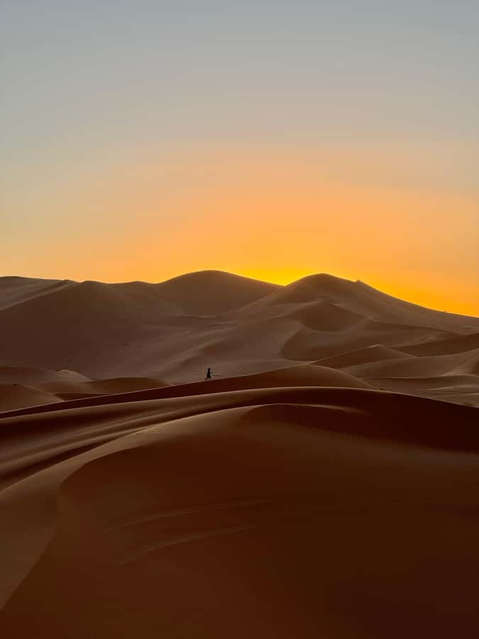 From Marrakech: Merzouga 4 Day Luxury Tour w/ Optional Quad - Day two: Todra Gorge and the first Sahara sunset
