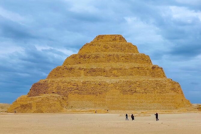 Giza Pyramids,Sphinx,Camel Ride,ATV Bike,Shopping,Dinner cruiseII - A full Giza day, from hotel pickup to the Nile
