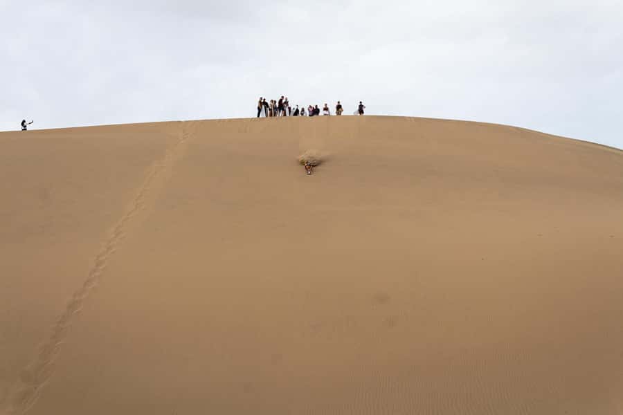 Huacachina: Buggy en las Dunas al Atardecer y Sandboarding - What $17 really gets you