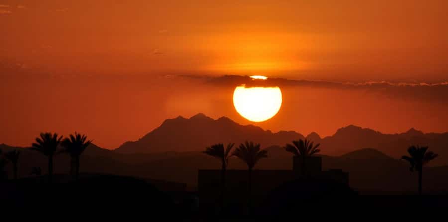 Hurghada: ATV Tour with Camel Ride, Dinner Show & Stargazing - Dinner, dancing, and the desert compound