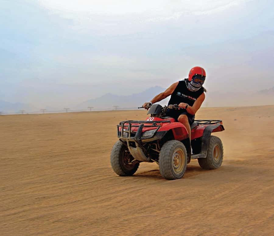 Hurghada: Desert Quad, Bedouin Village, and Camel Ride Tour - A fast route from Hurghada into the Sahara