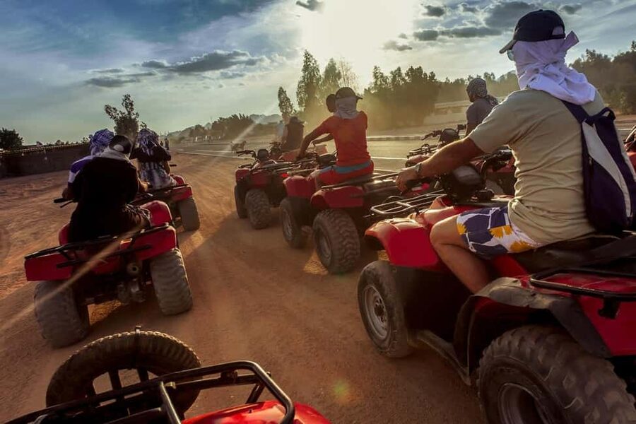 Hurghada: Mega Jeep safari, ATV & Bedouin vibe, and Dinner - Bedouin camp, tea, and the limits of the cultural visit