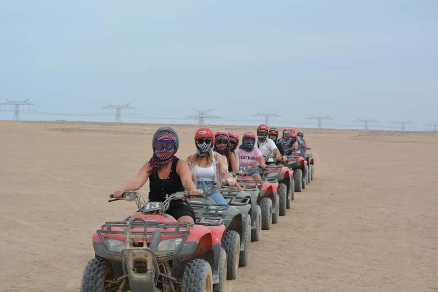 Hurghada: Quad and Buggy Safari with Dinner and Show - Sunset from the desert rooftop