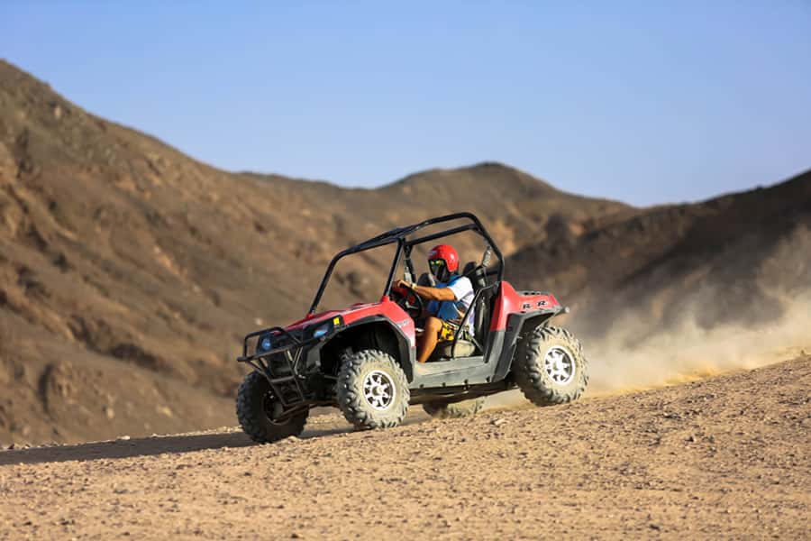 Hurghada: Sunset Desert Safari by Dune Buggy - Learning the buggy before the first dune