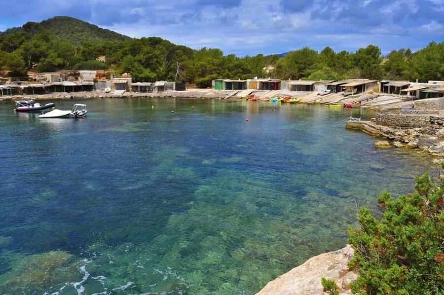 Ibiza: Buggy Excursion to Explore Beaches and Unique Views - Starting at the shop and getting ready to drive