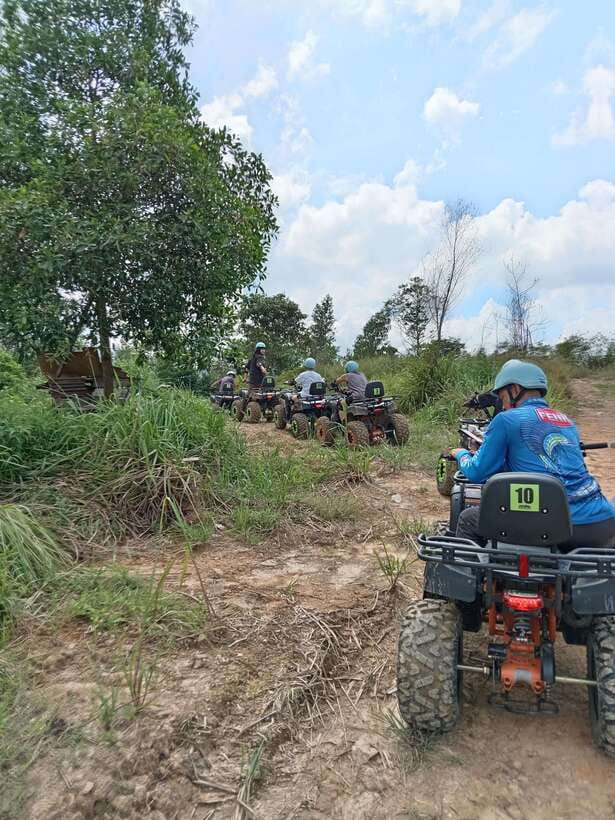 Kiulu River: River Rafting + ATV Shared Group Day Trip - What the guides add to the day