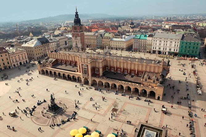 Krakow: Guided City Tour by Golf Buggy (with hotel pickup) - Key points to know before booking