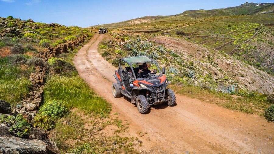 Lanzarote: Guided Off-Road Volcano Buggy Tour - Guatiza’s old quarries and the first off-road tracks