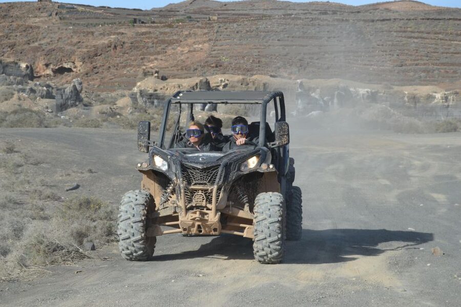 Lanzarote: Mix tour Guided Buggy Volcano Tour 4 or 6 seater - From Costa Teguise to the volcanic north