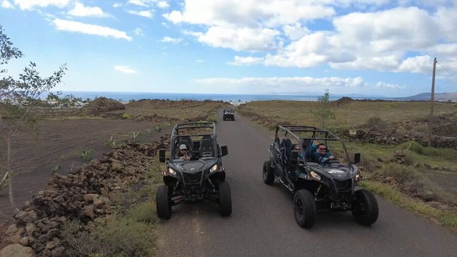 Lanzarote: Mix tour Guided Buggy Volcano Tour 4 or 6 seater - The return trip is where the buggy earns its keep