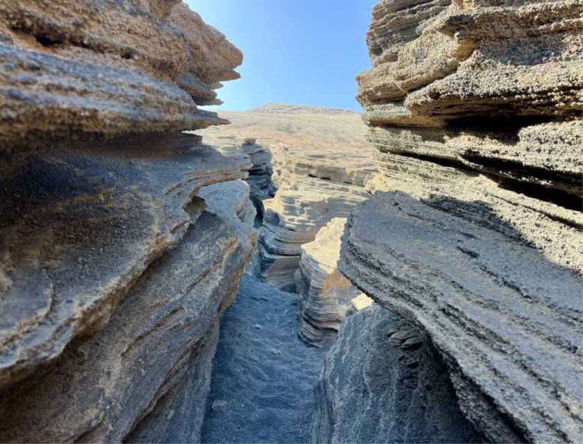 Lanzarote: On-Road Guided Buggy Volcano Tour - Photographing Las Grietas