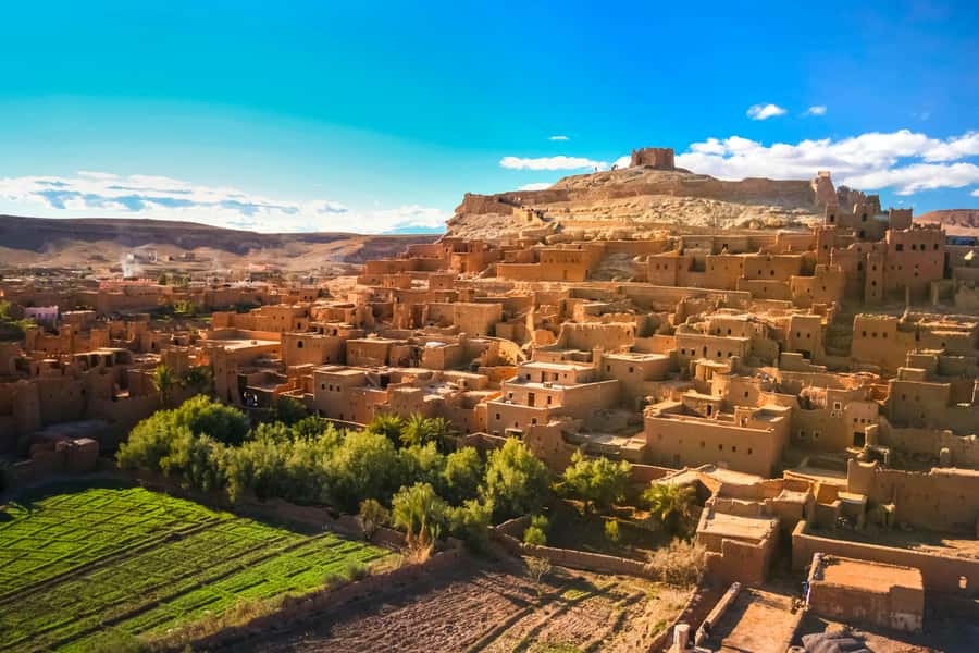 Marrakech: 3-Day Merzouga Desert Tour Camel & Sandboarding - A Berber camp, dinner, and music under the stars