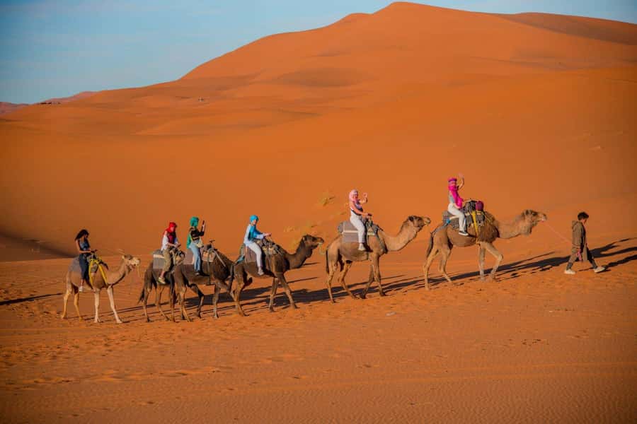 Marrakech: 3-Day Merzouga Desert Tour Camel & Sandboarding - Sunrise, breakfast, and the long return