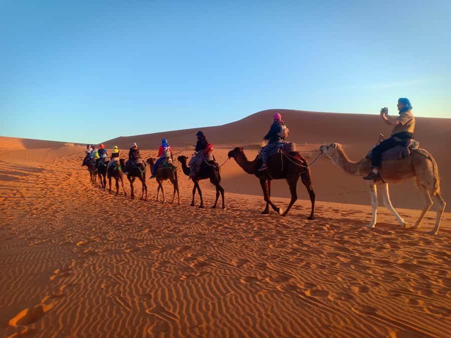 Marrakech: 3-Day Merzouga Sahara Desert Tour with Quad Ride - Day two: Todra Gorge, palm country, and the road to Erg Chebbi