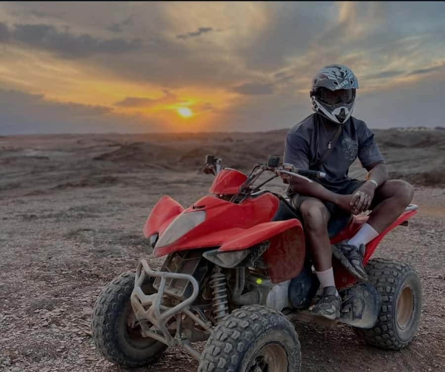 Marrakech: Agafay Desert Camel, Quad Bike & Dinner Show - Who will enjoy this evening most