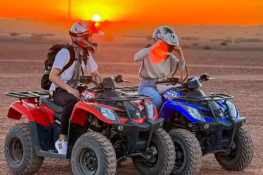 Marrakech: Agafay Desert: Camel ride Quad Bike, Dinner show - Moroccan dinner in a Berber camp