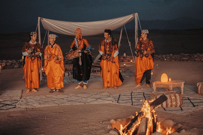 Marrakech: Agafay Desert Quad Biking Tour with Dinner-Show - From dust to dinner in the desert camp