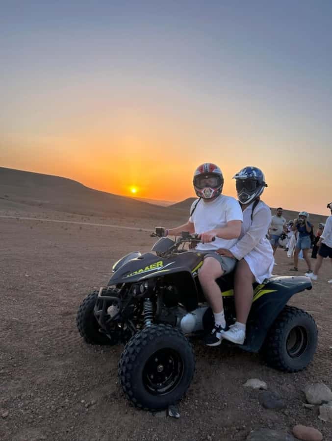 Marrakech: Agafay Desert Tour Quad bike & Dinner fire show - Guides and the feel of the organization