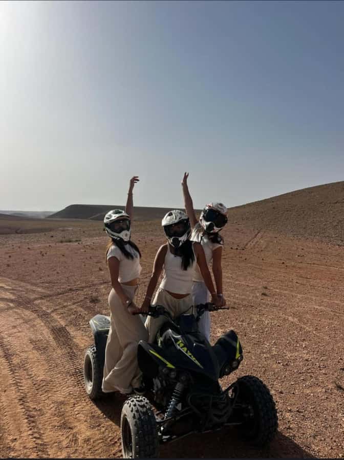 Marrakech: Agafay Desert Tour Quad bike & Dinner fire show - Who should book this Agafay evening?