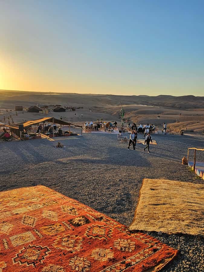 Marrakech: Dinner and Quad bike Desert Agafay Stars & show - Berber music, dancing, and the fire-show finale