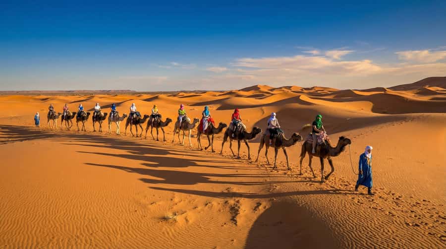 Marrakech to Fes: 3-Day Merzouga Desert Camel & Sandboarding - Crossing the Tizi n’Tichka Pass