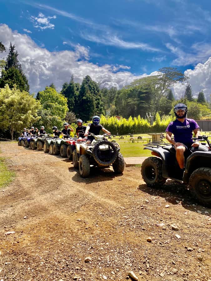 Medellin: ATV Tour 3 Mountains - Guides, photos, and the human side of the outing