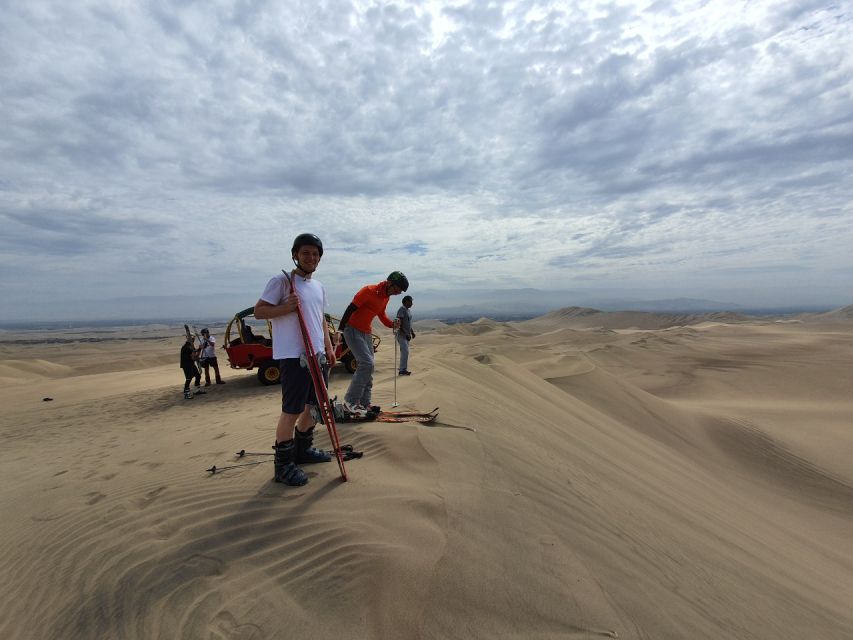 Paracas or Pisco: Private Huacachina Oasis Tour & Buggy Ride - Showering off the sand before the return