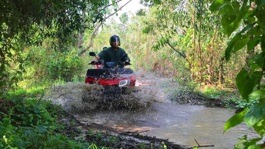 Pattaya: Eco ATV Off-Road Experience - Guides, pace, and group comfort
