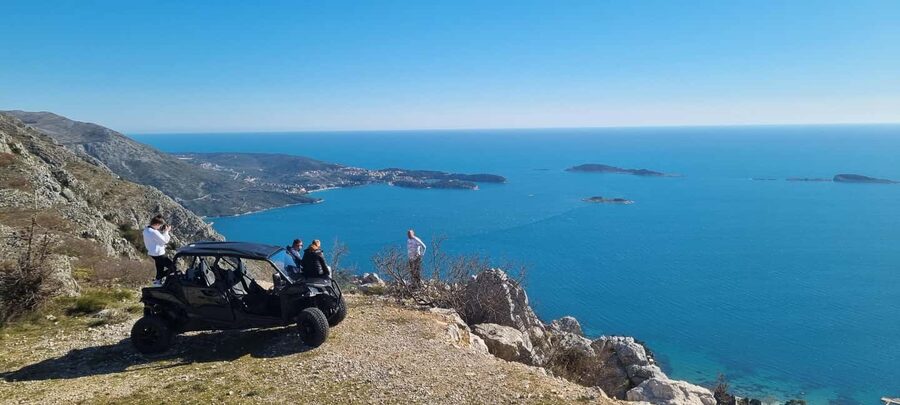 Private Buggy Panorama Adventure /2 hours-2 hills Viewpoint - The CanAm Maverick changes the feel of the trip