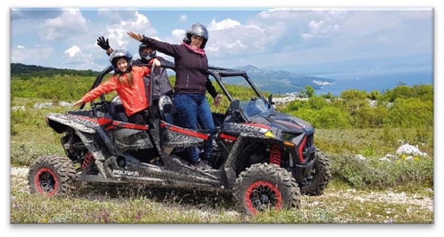 PULA AND ROVINJ: BUGGY FAMILY SAFARI 1, 2, 2.5 & 4 H - What the four-seat buggy is like