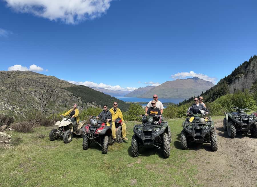 Queenstown: Quad Bike Tour - Six machines per guide keeps the ride personal