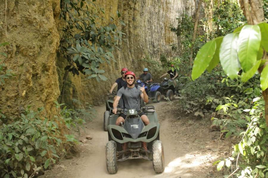 Rock Mud Fun ATV Quadbike Uluwatu - Safety training before the engine starts